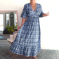 🌸 Eleganța simplă: Rochie florală plus size cu decolteu în V 👗