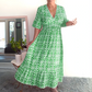 🌸 Eleganța simplă: Rochie florală plus size cu decolteu în V 👗
