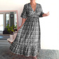 🌸 Eleganța simplă: Rochie florală plus size cu decolteu în V 👗