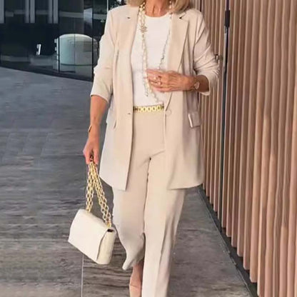 Set costum elegant pentru femei din două piese - blazer și pantaloni